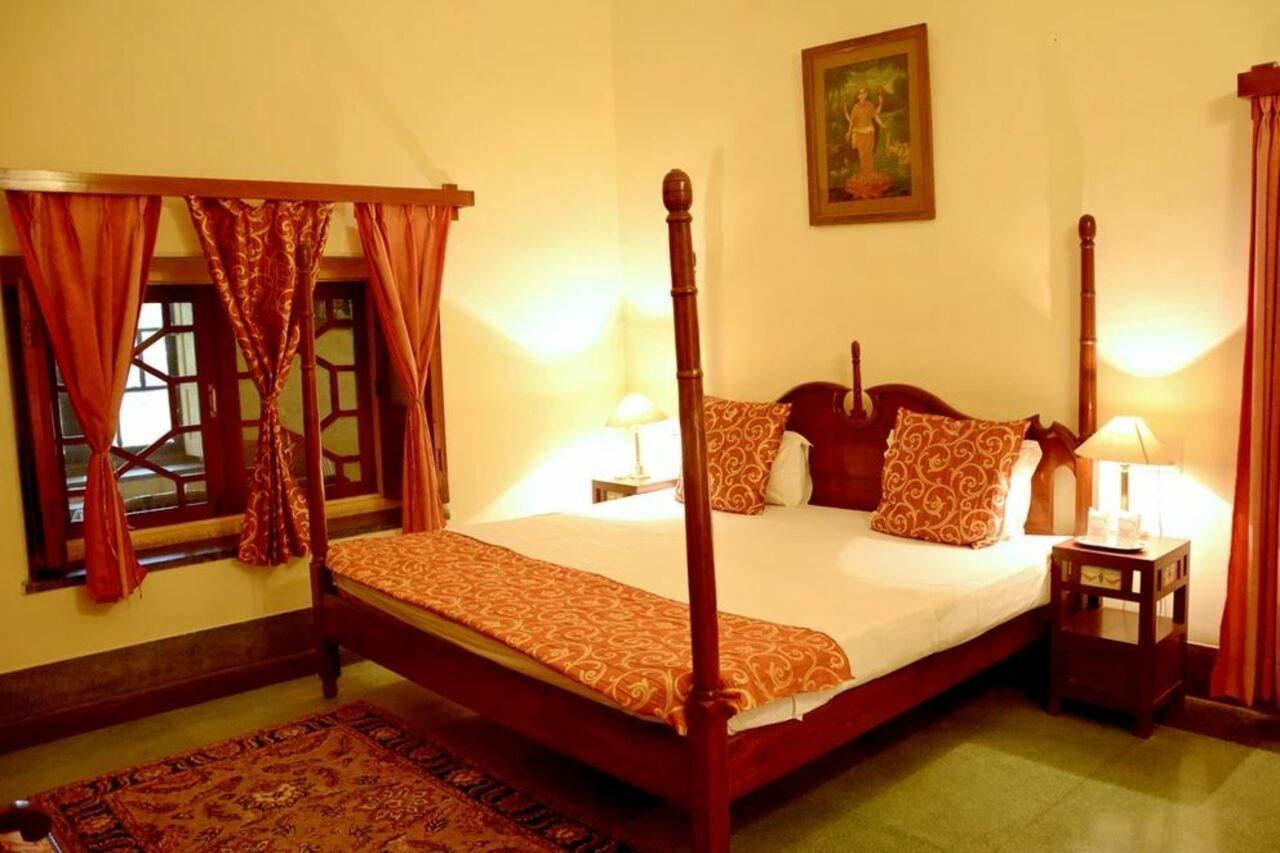 Bhanwar Vilas Palace Karauli Buitenkant foto