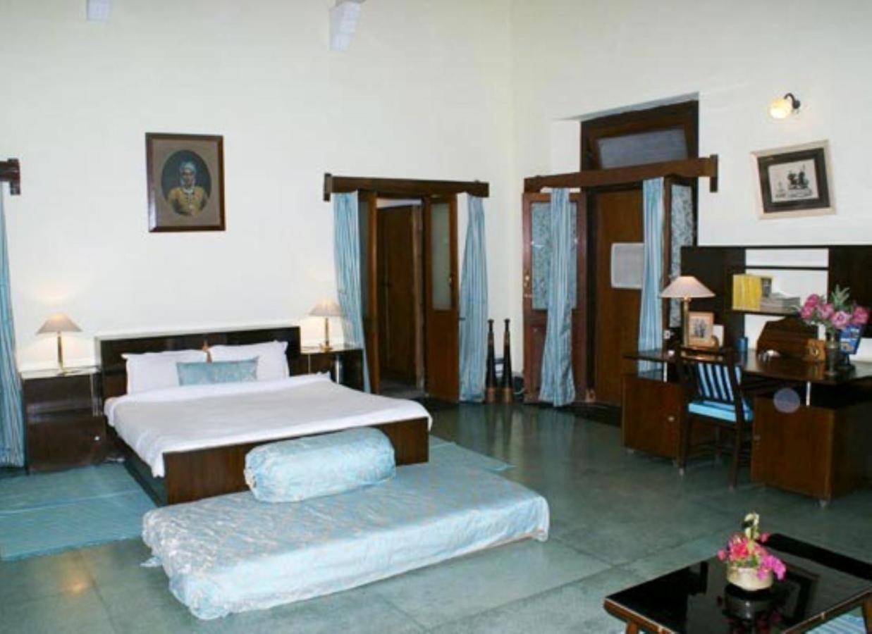 Bhanwar Vilas Palace Karauli Buitenkant foto