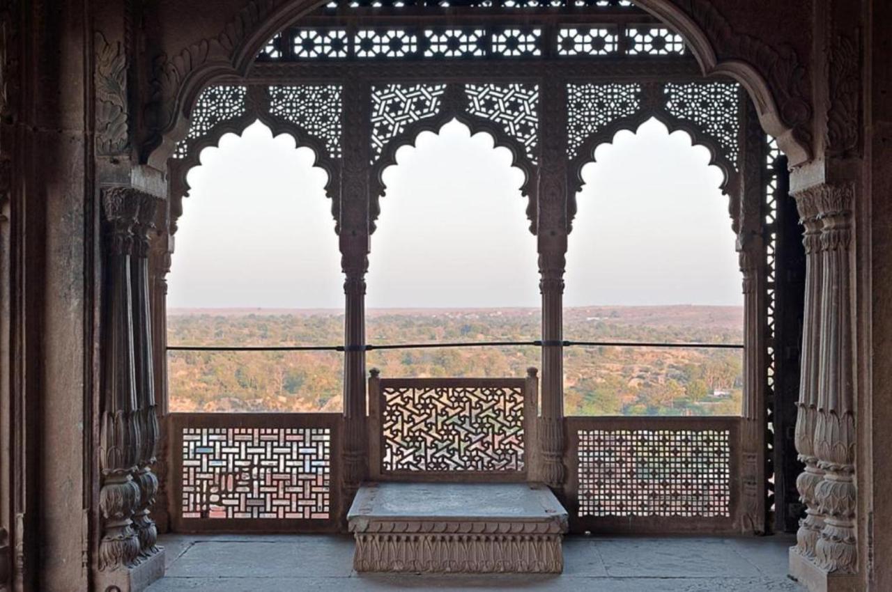 Bhanwar Vilas Palace Karauli Buitenkant foto