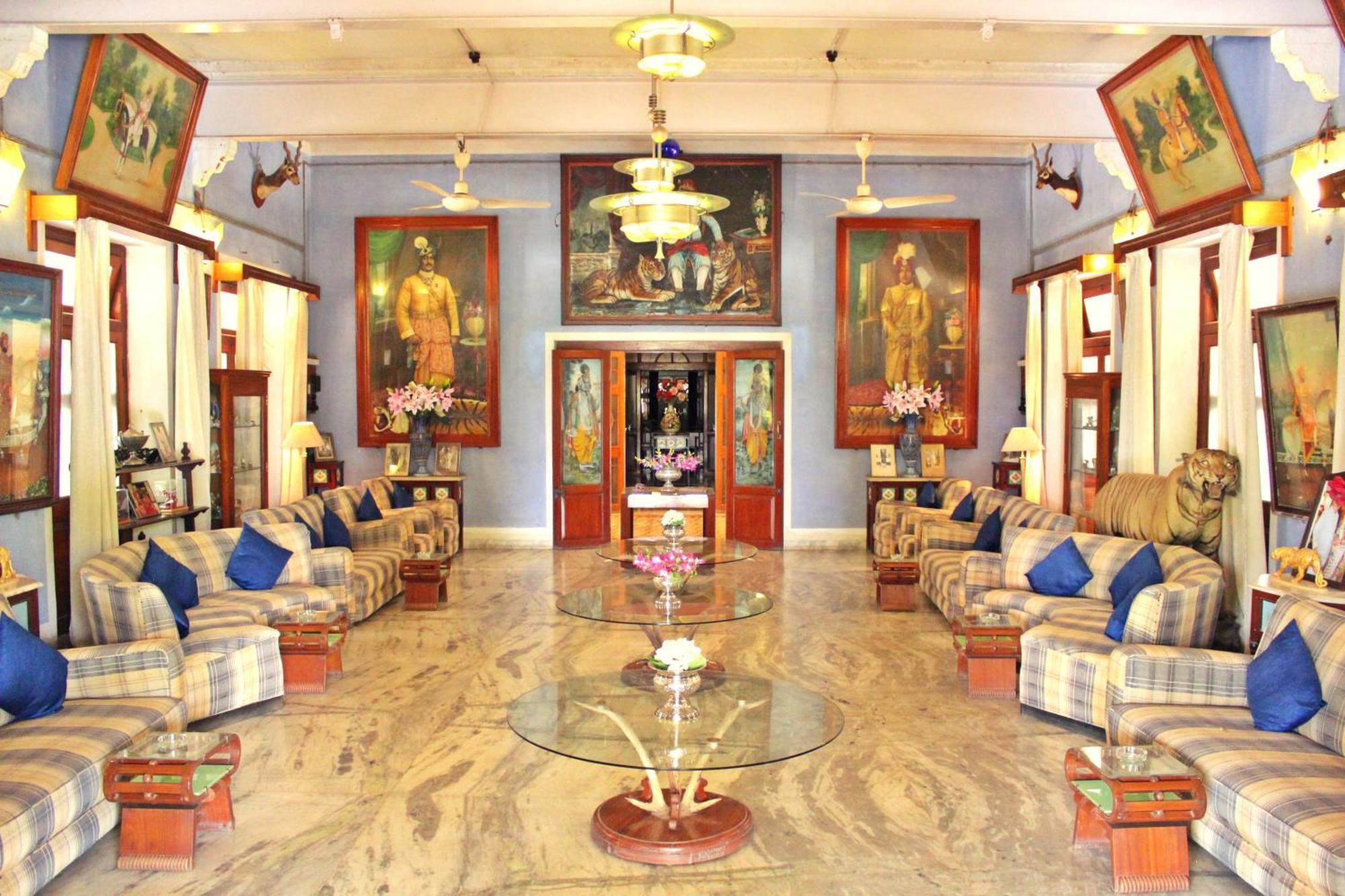 Bhanwar Vilas Palace Karauli Buitenkant foto