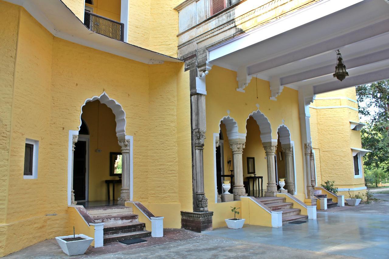 Bhanwar Vilas Palace Karauli Buitenkant foto