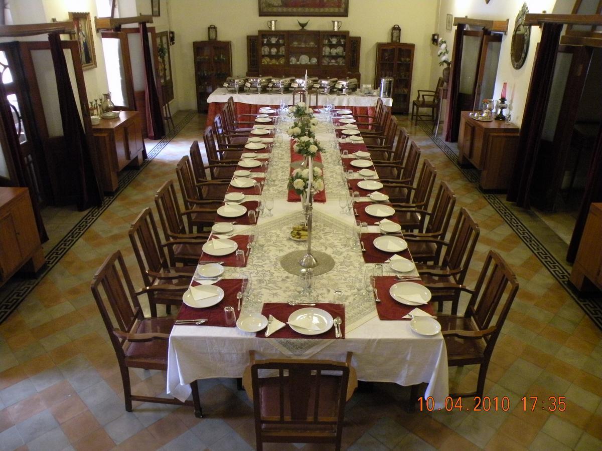 Bhanwar Vilas Palace Karauli Buitenkant foto
