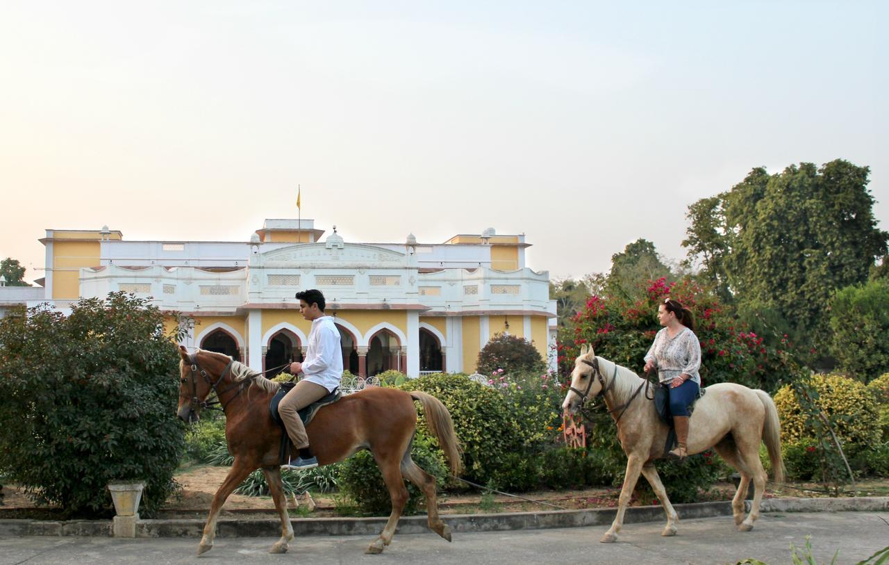 Bhanwar Vilas Palace Karauli Buitenkant foto